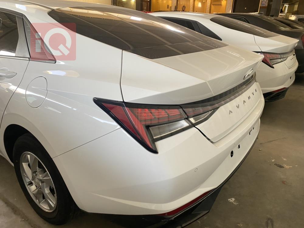 هیوندای ئەلەنترا